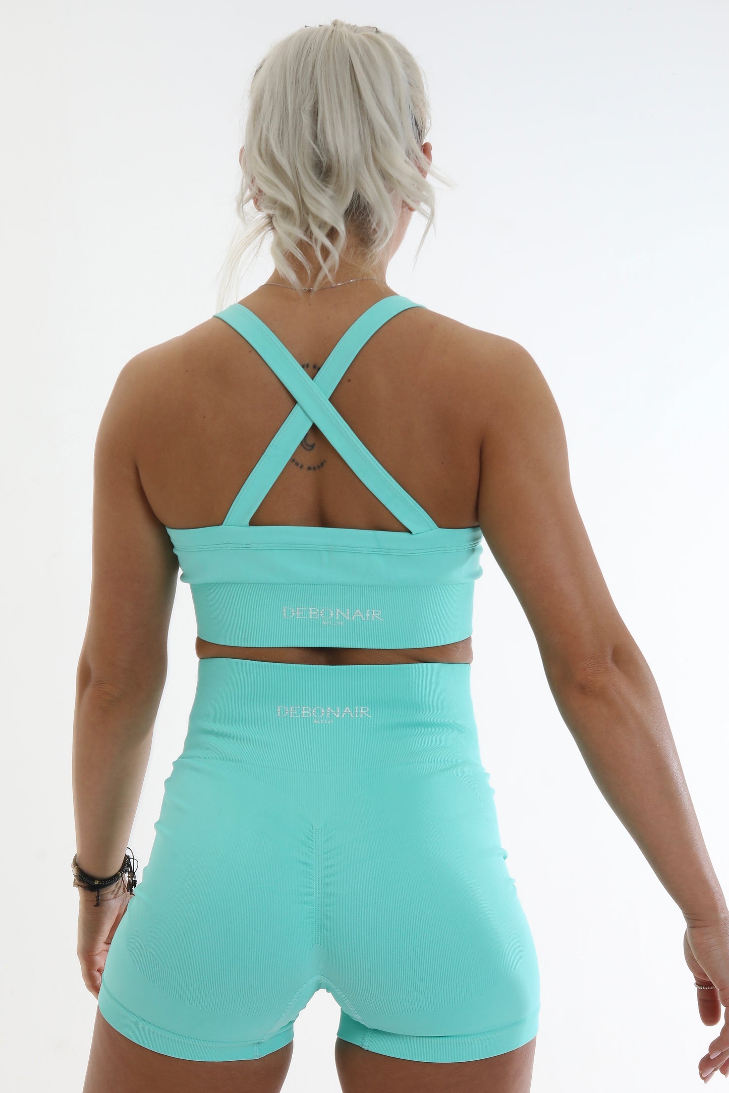 Seamless Conquest Cross Back Bra