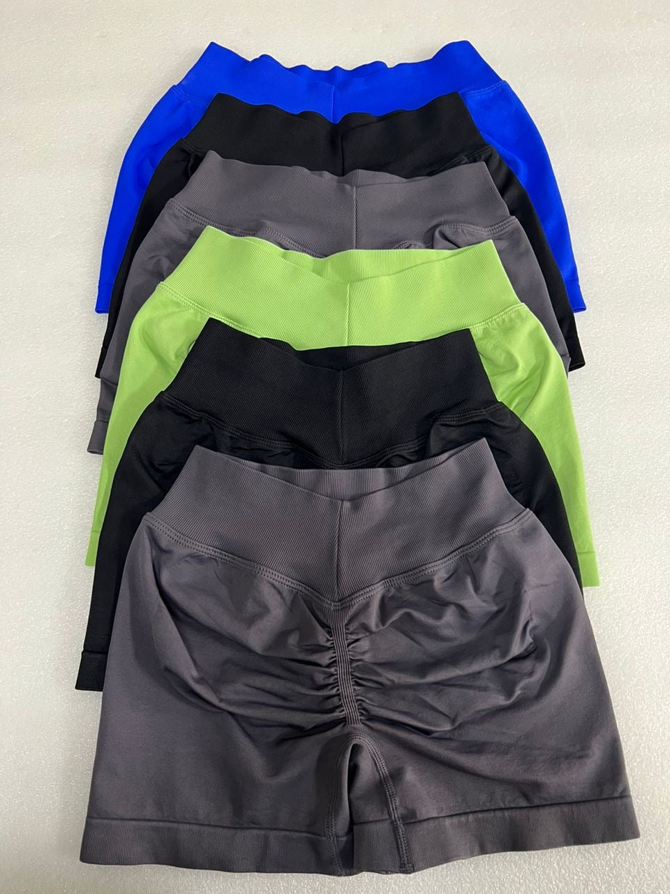 V Back Seamless Shorts