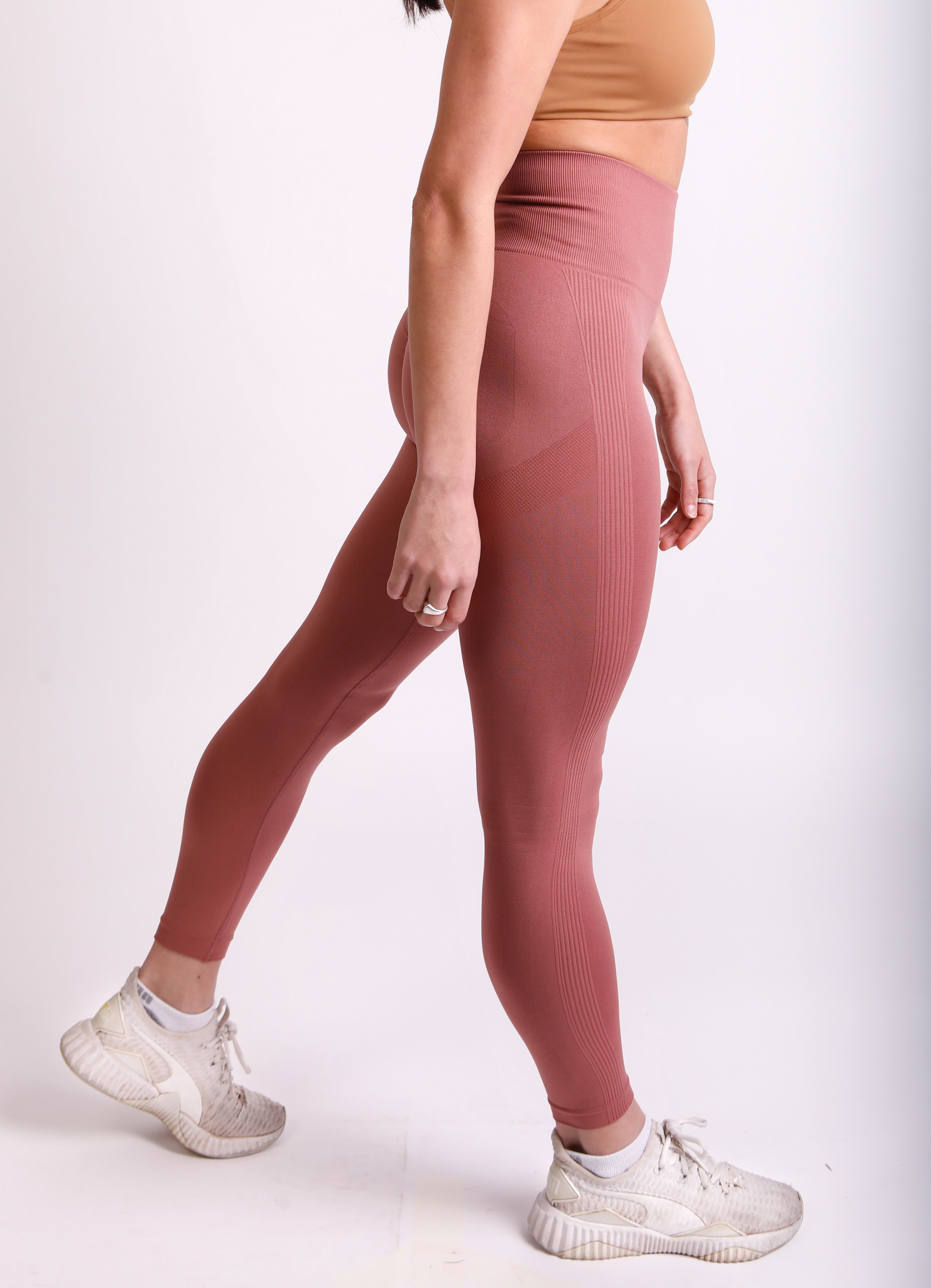 Seamless knit Leggings